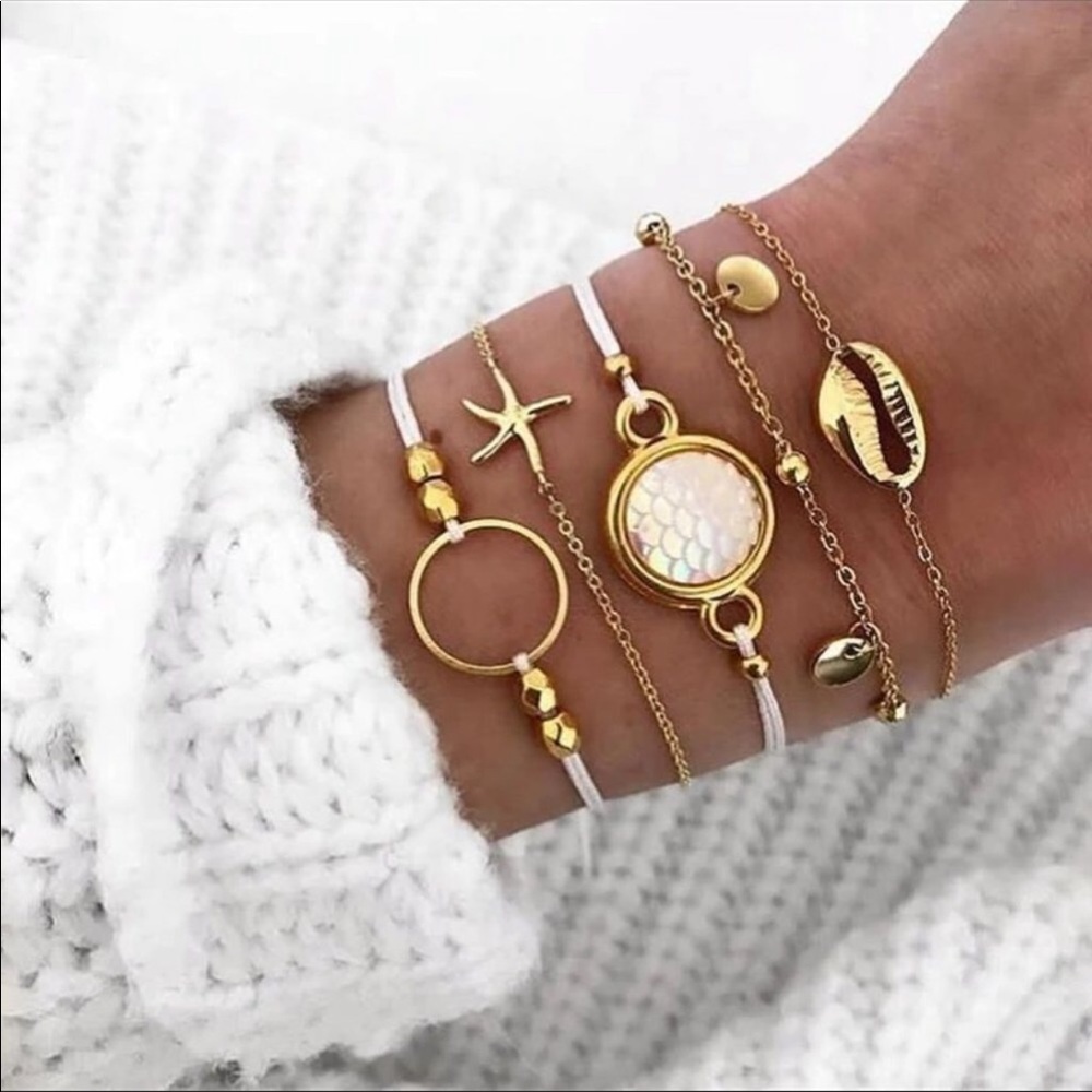 Nautical Shells 5-piece bracelet set